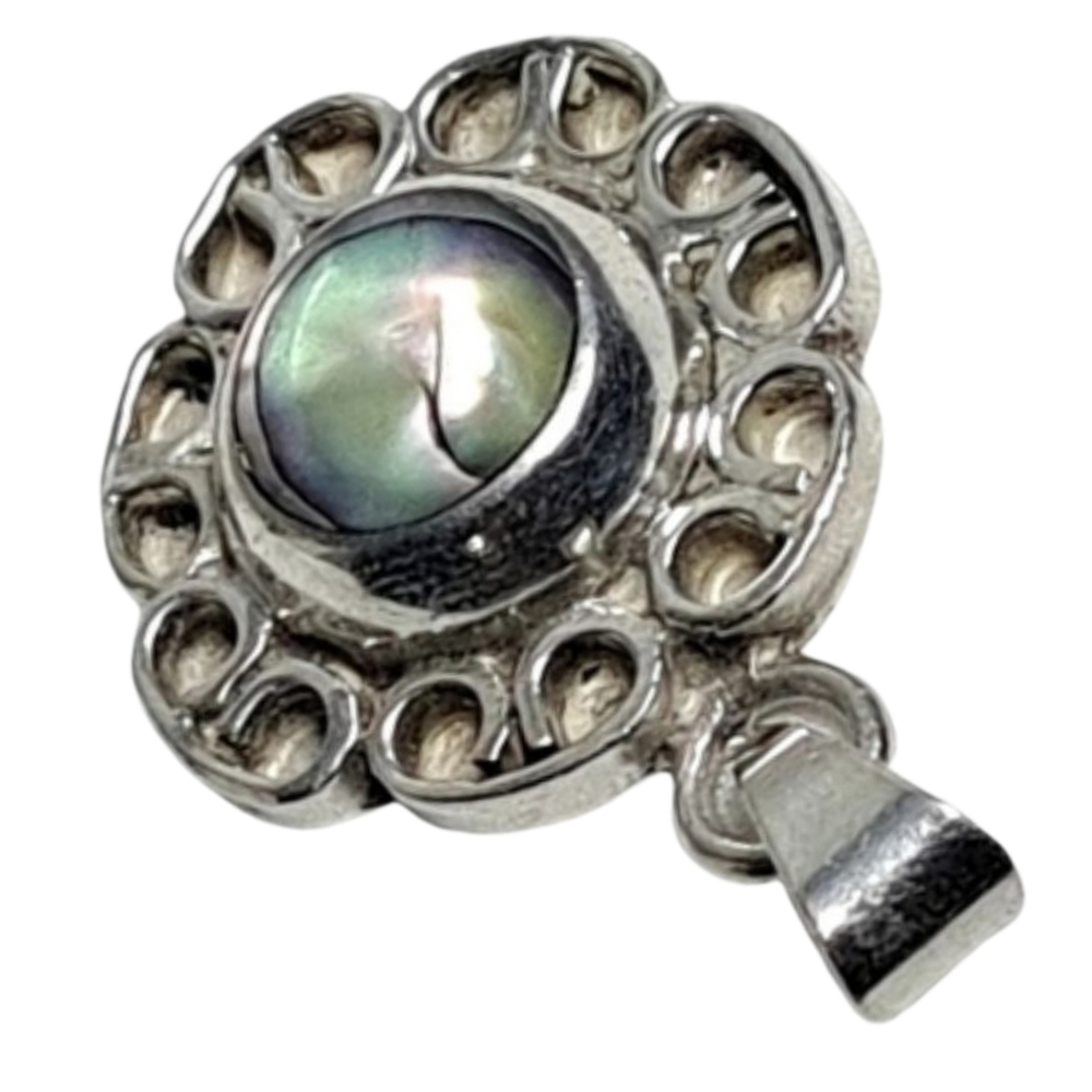 Elegant Sterling Silver Pendant with Abalone Stone - Picture 5 of 6